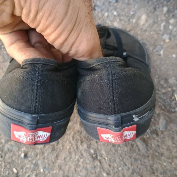 Kids black vans shoes size 2 - Picture 2 of 11